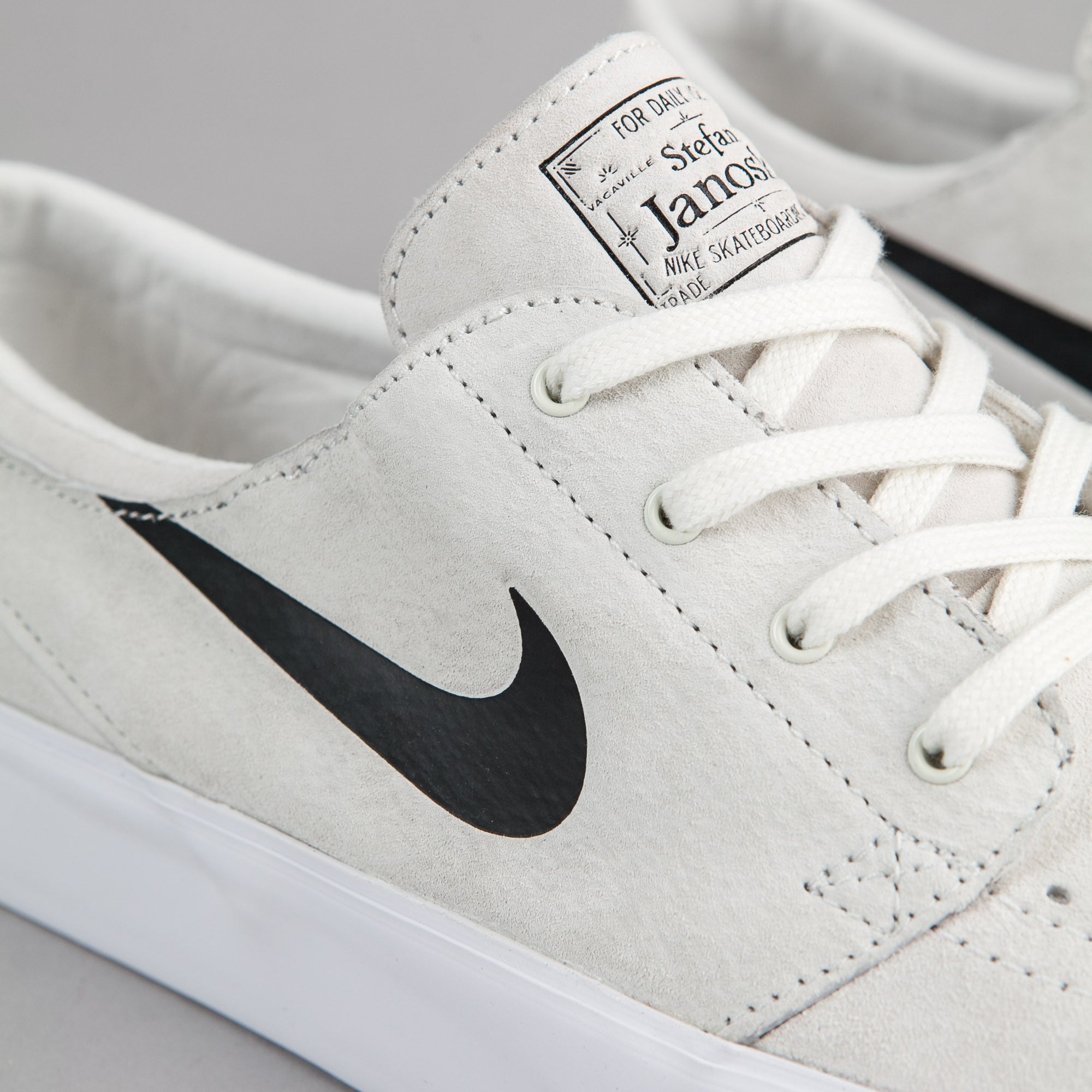 janoski summit white black