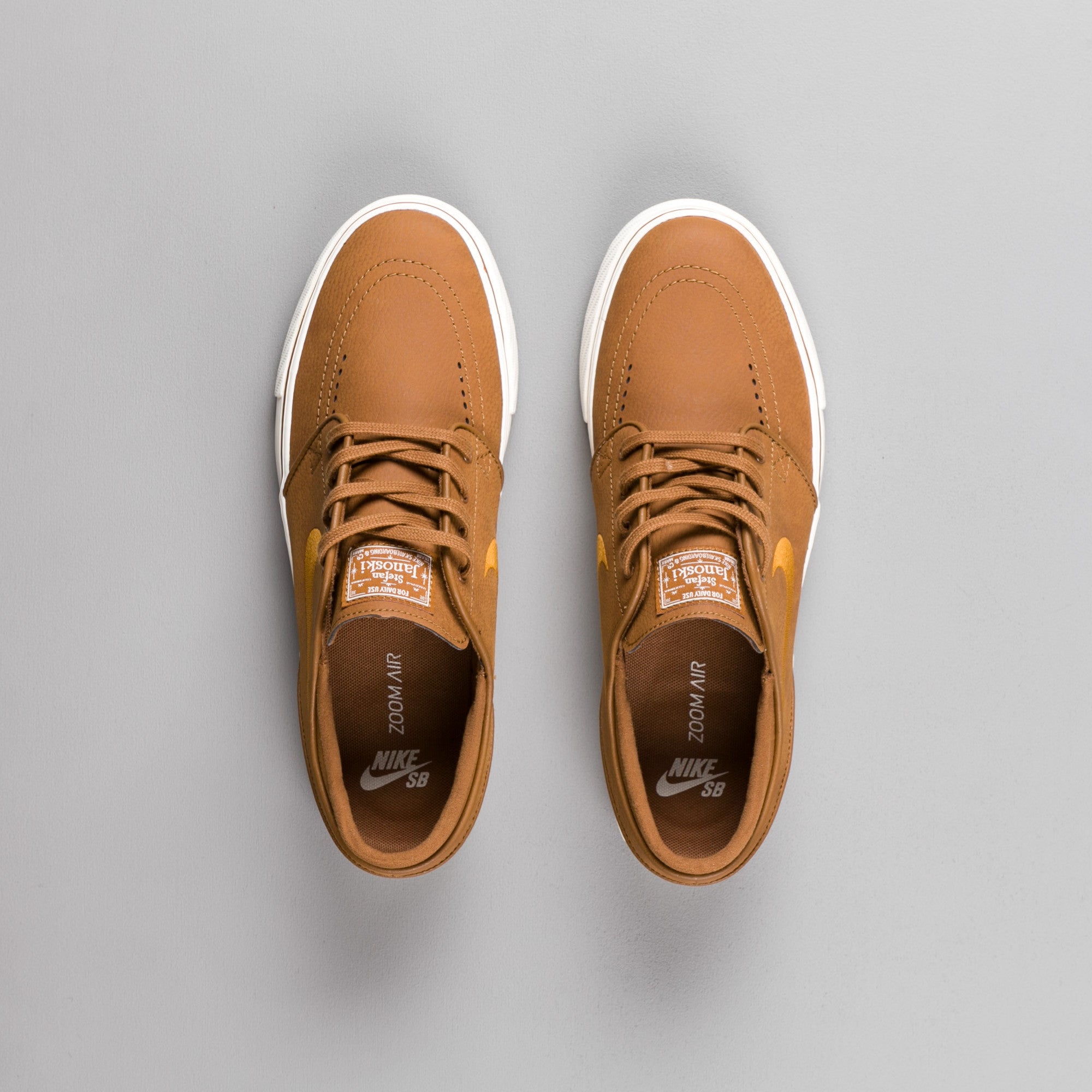 nike janoski leather