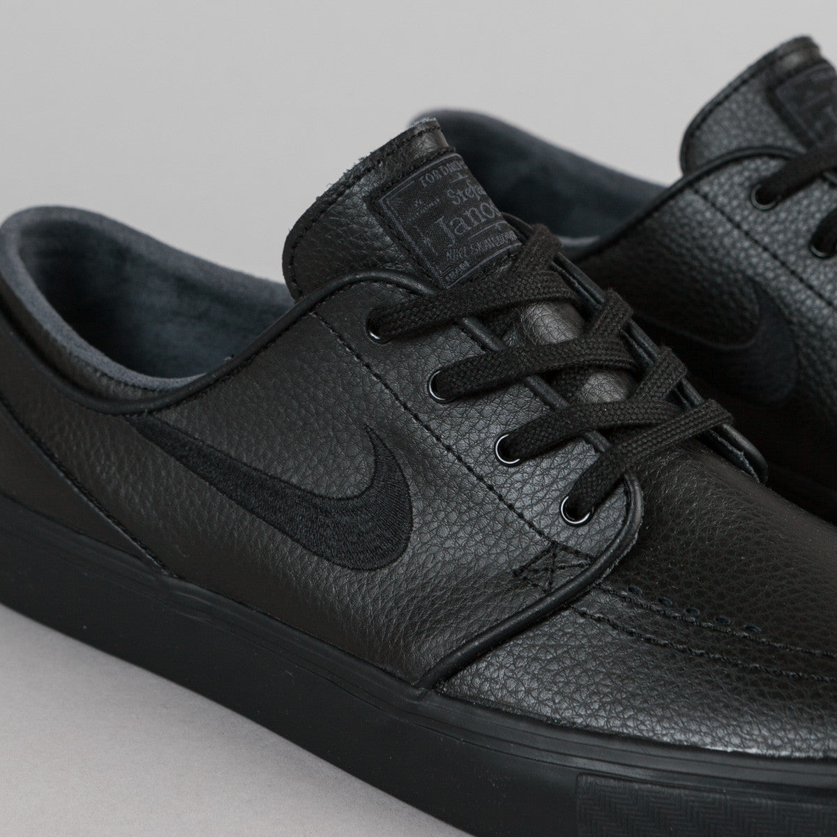Nike SB Stefan Janoski Leather Shoes - Black / Black - Black - Anthrac ...