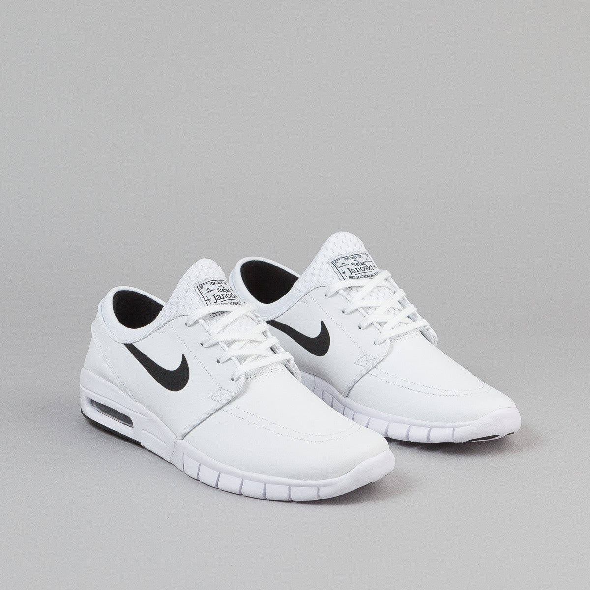 janoski max black and white