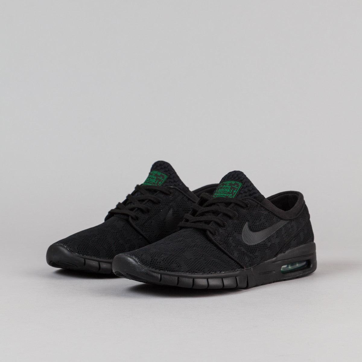 stefan janoski max black pine green