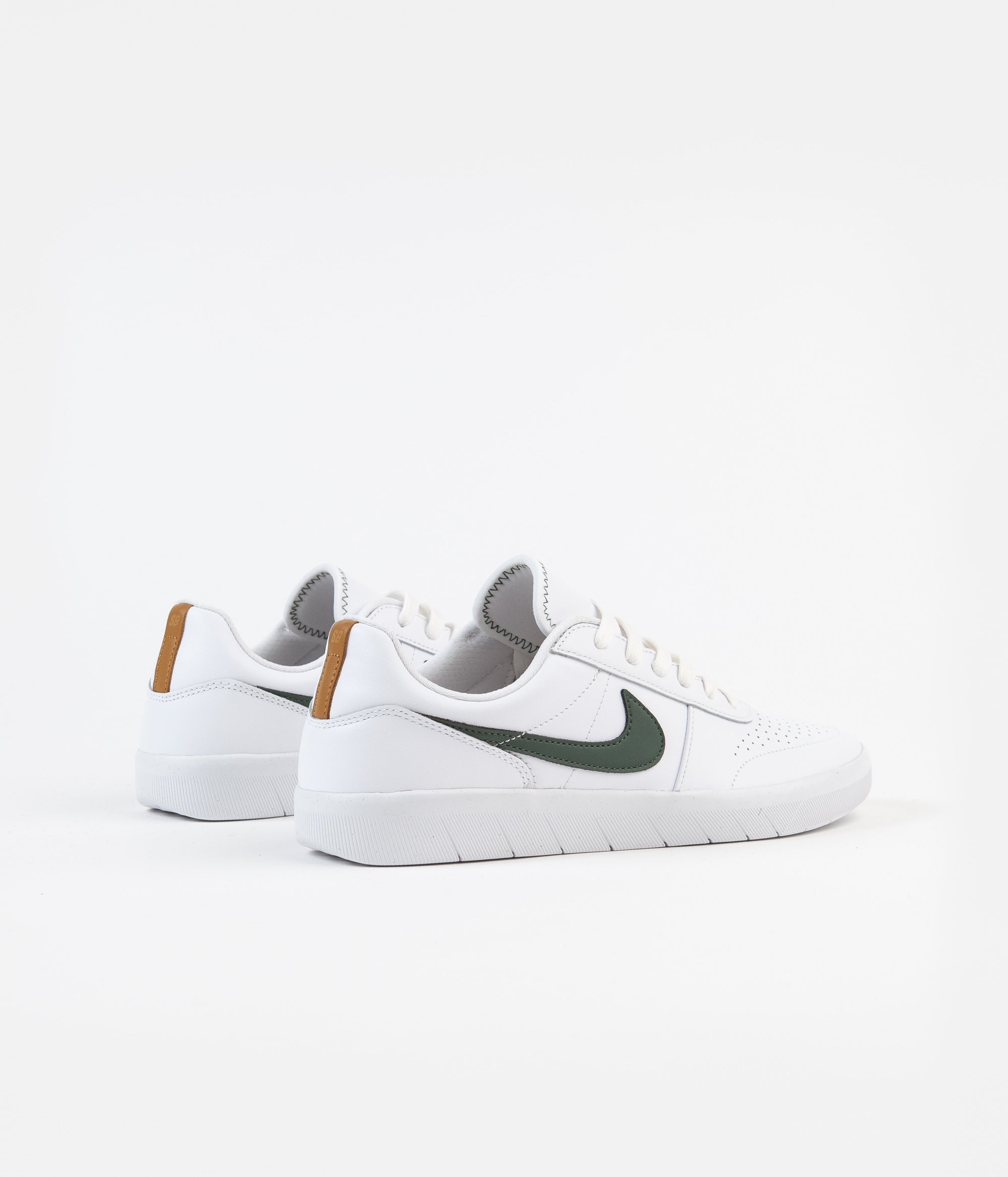 nike sb team classic premium white