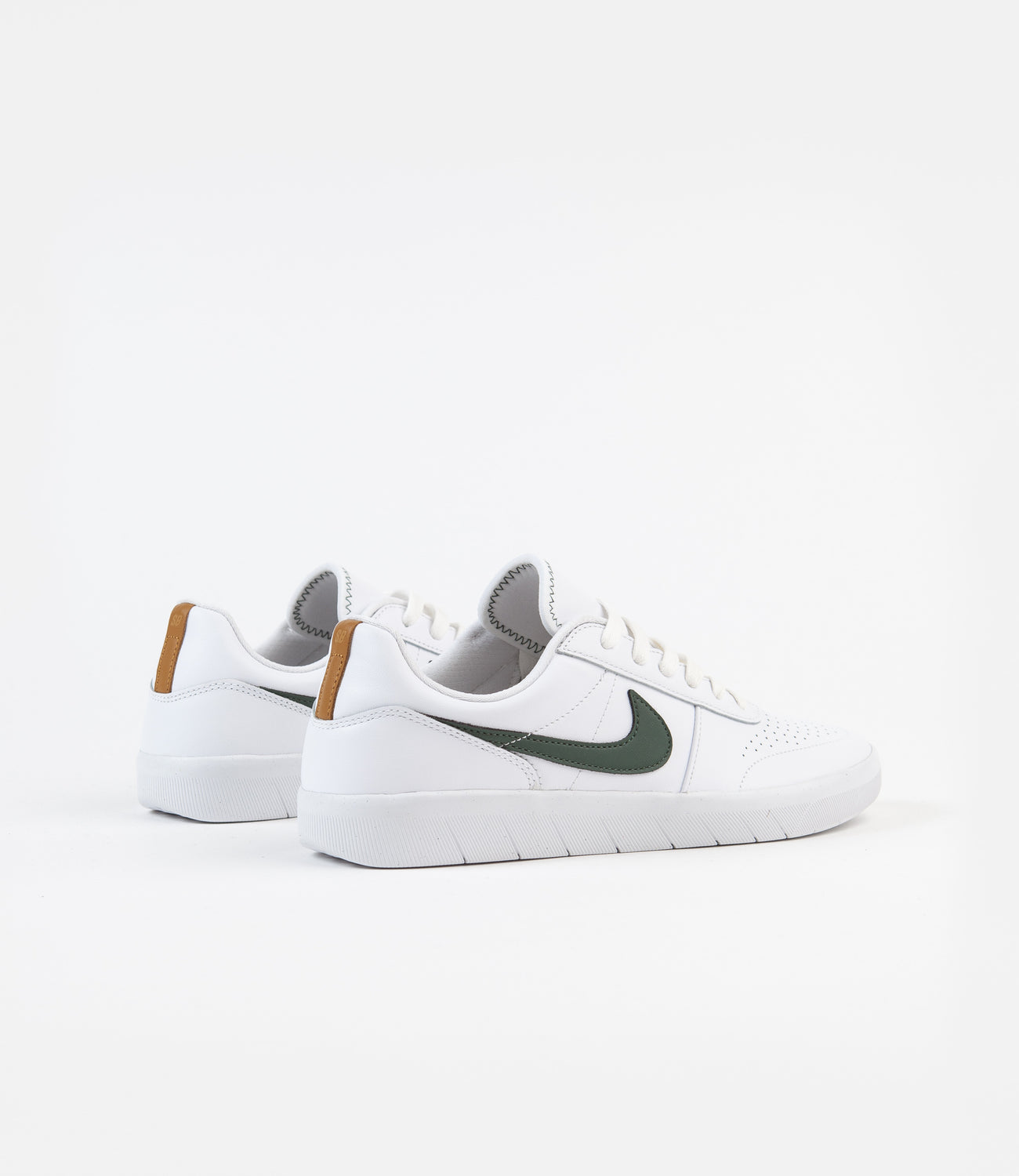 Juntar Poesía Celebridad Nike SB Team Classic Premium Shoes - White / Galactic Jade - Desert Oc |  Flatspot
