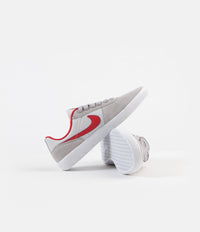 nike sb team classic shoes - atmosphere grey / university red - vast grey