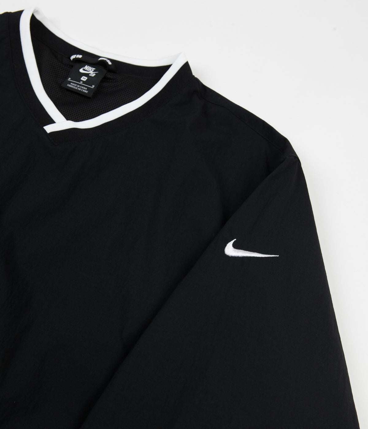 nike sb wind top