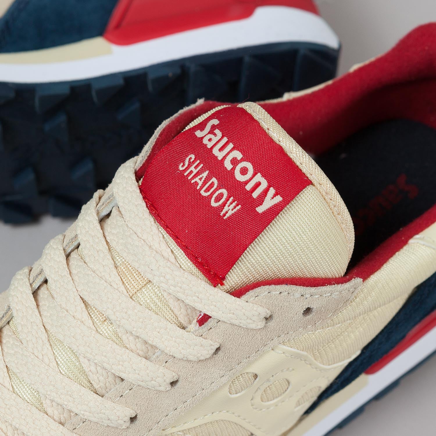 saucony shadow original cream navy