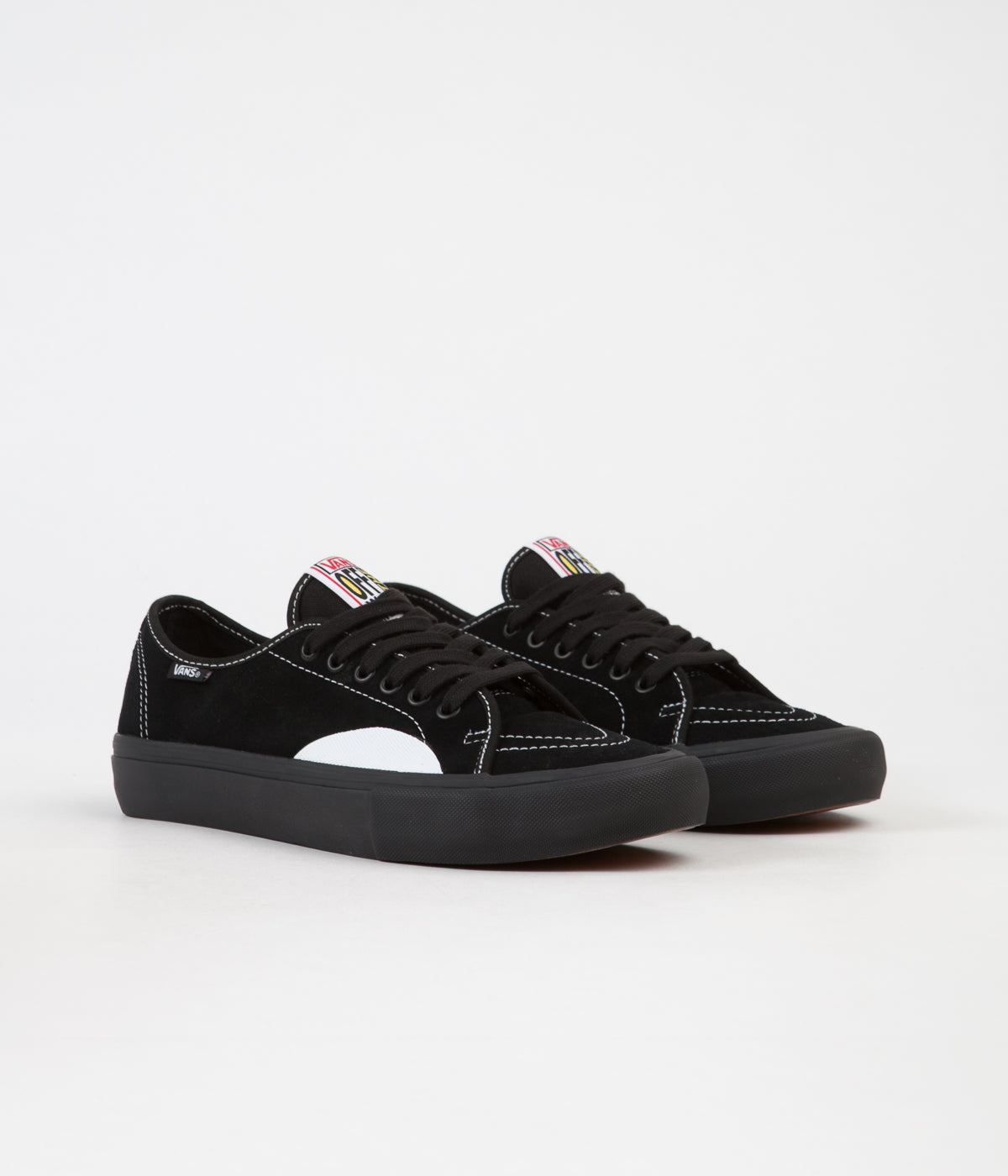 vans av classic pro black black white