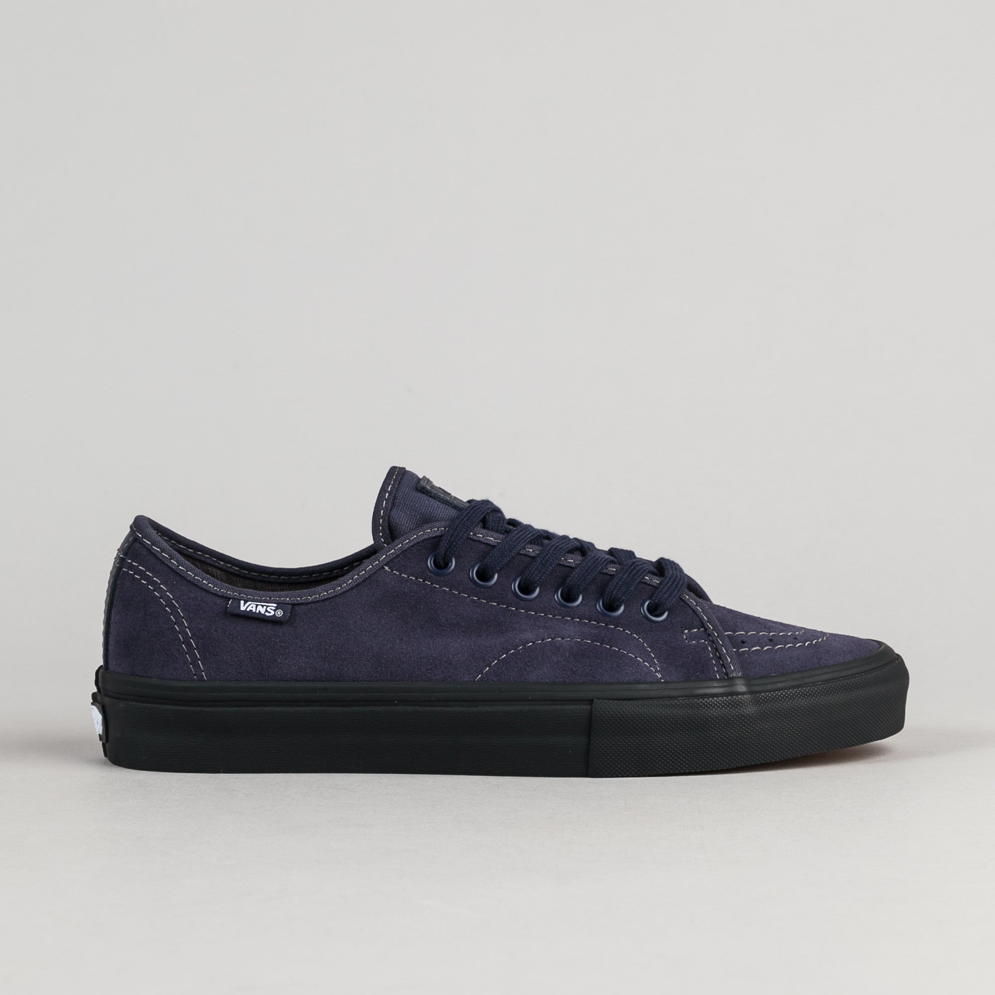 vans av classic midnight