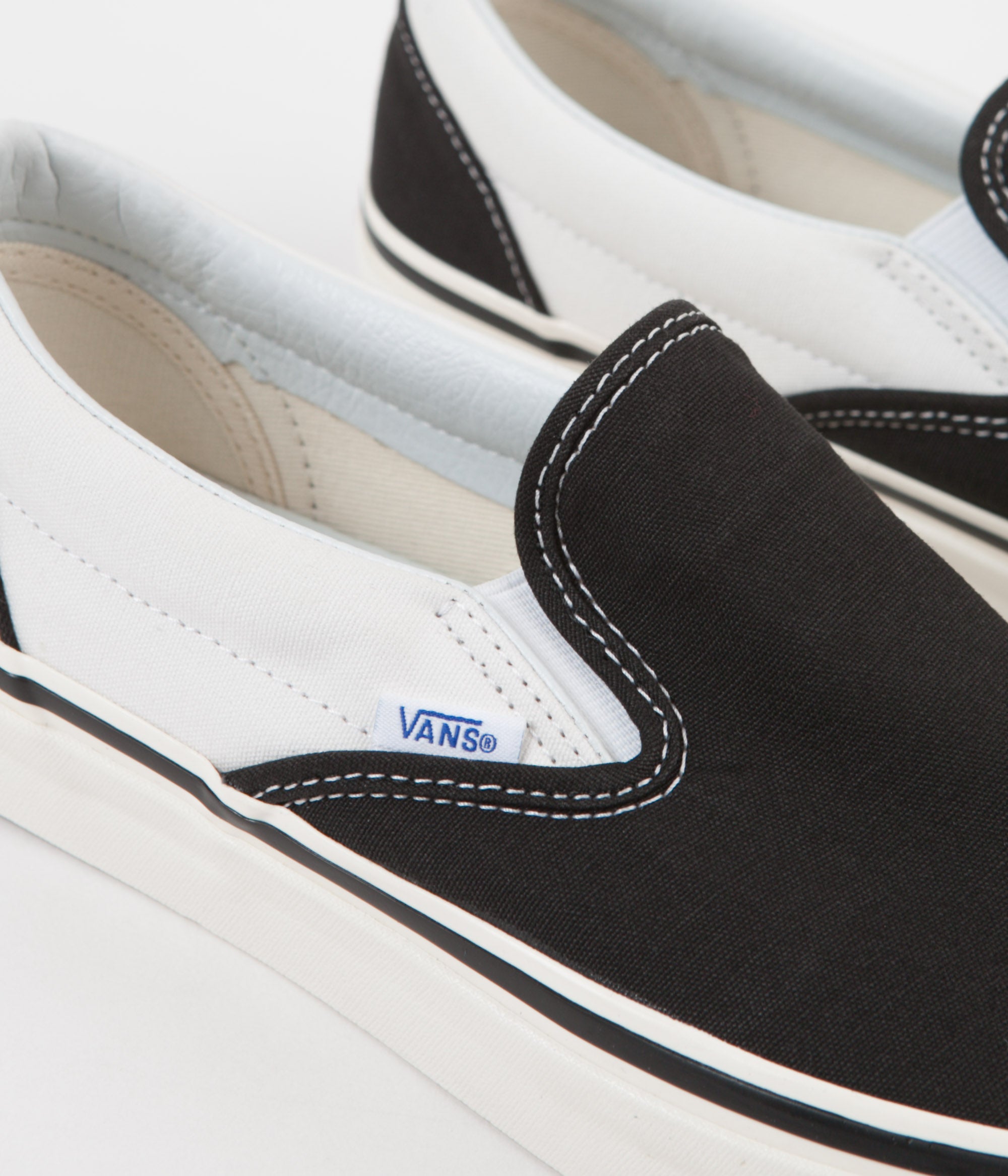 Vans Classic Slip-On 98 DX Anaheim Factory Shoes - Black / White | Flatspot