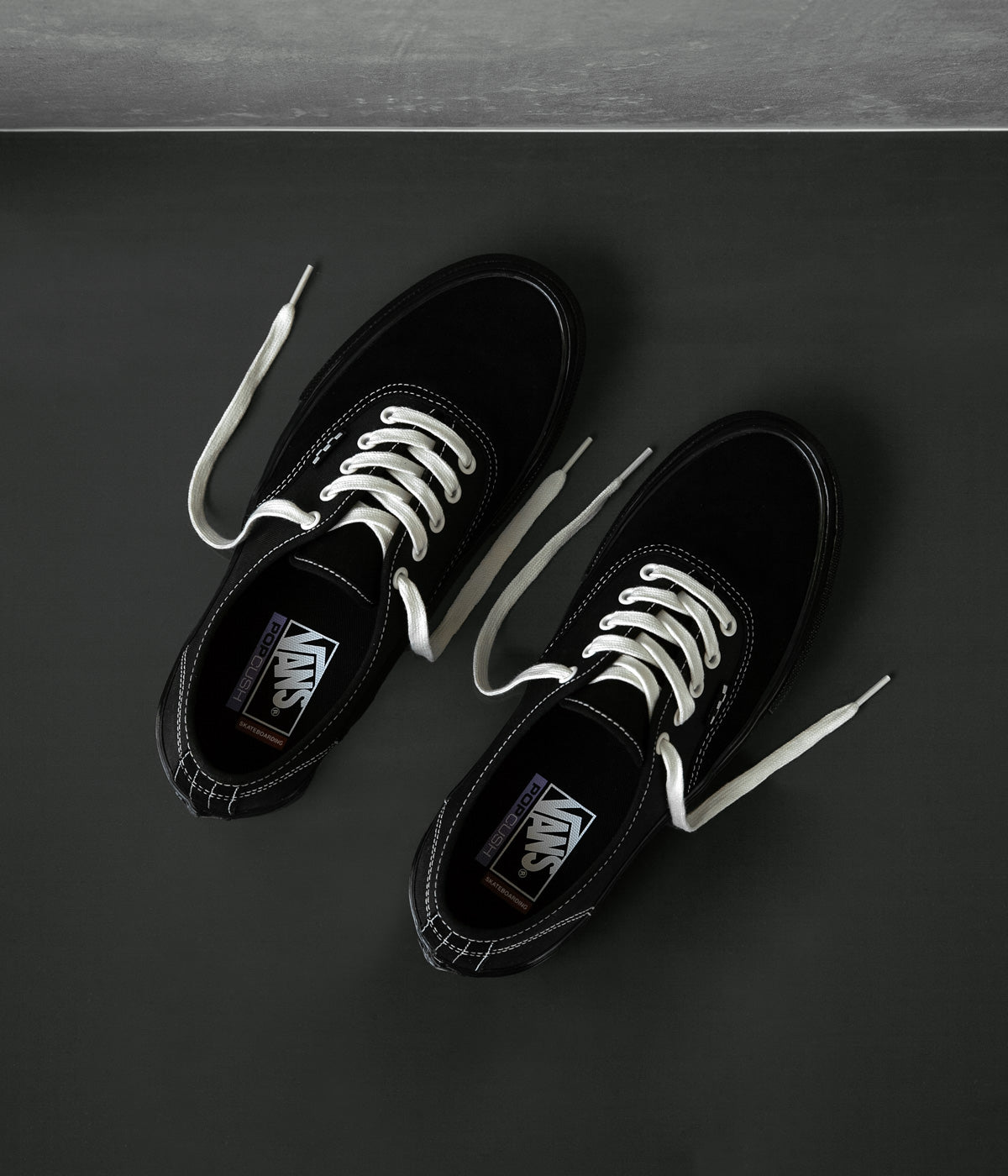 vans black authentic shoes