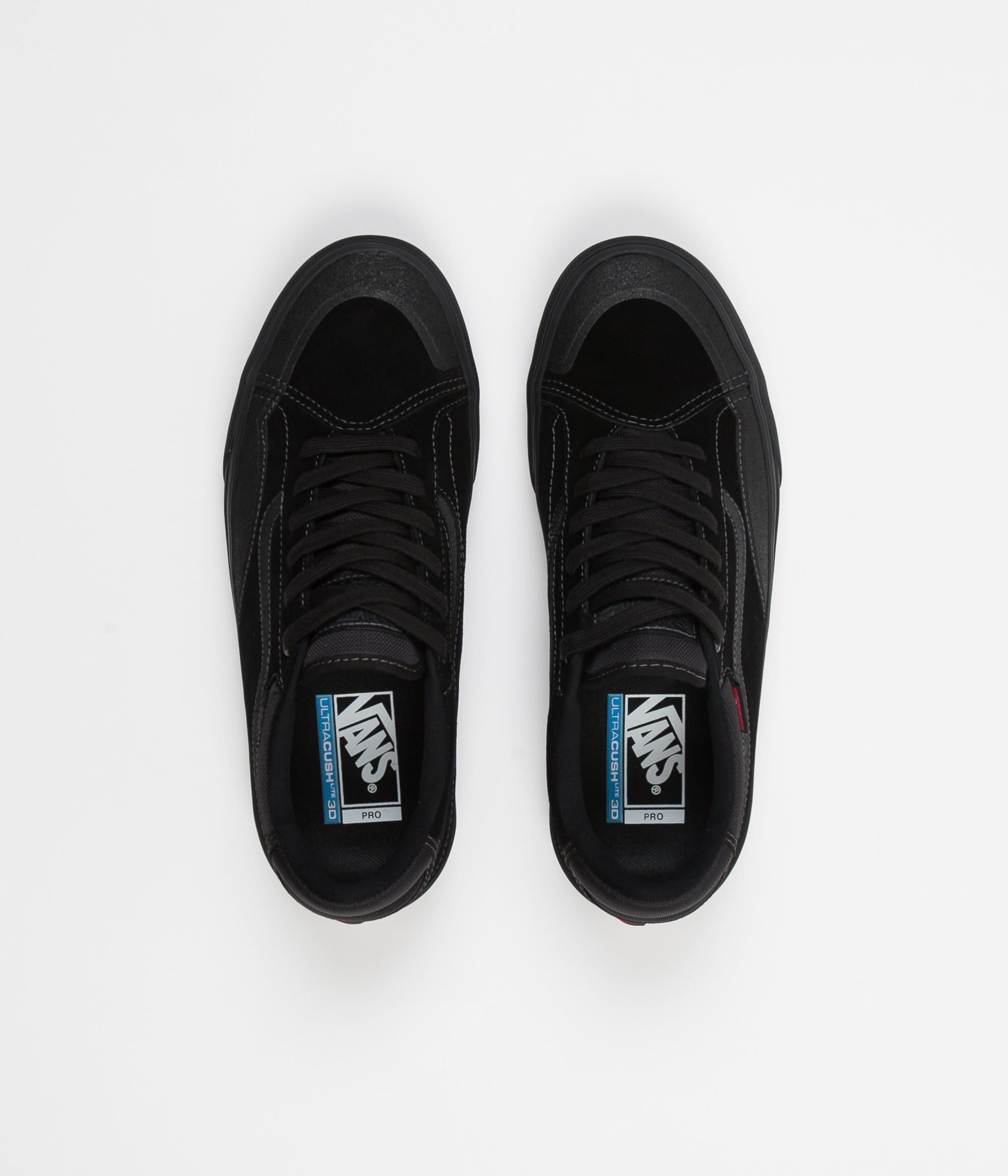 vans tnt blackout