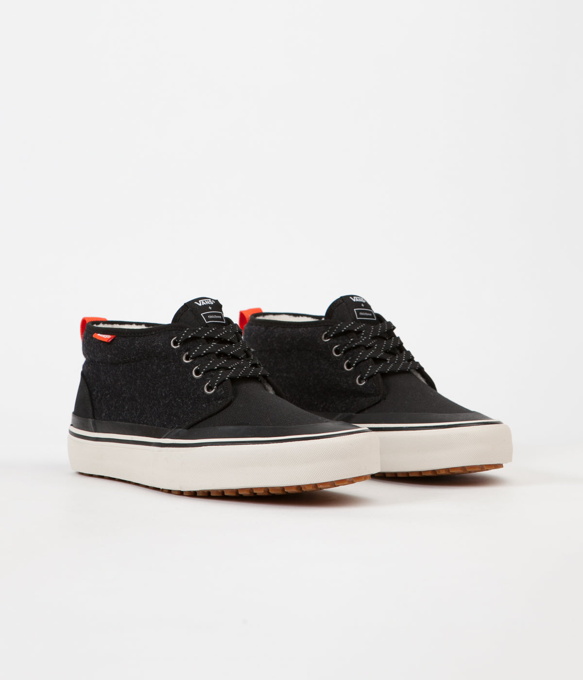 vans finisterre chukka