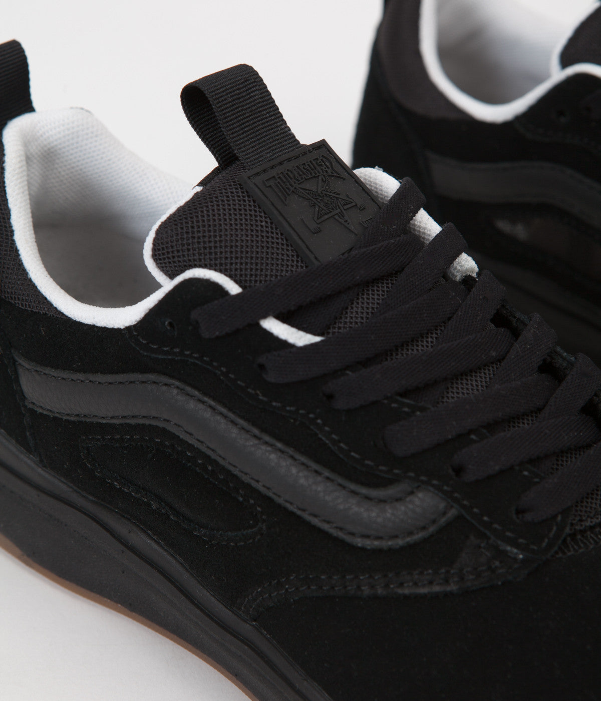 vans ultrarange pro black gum white