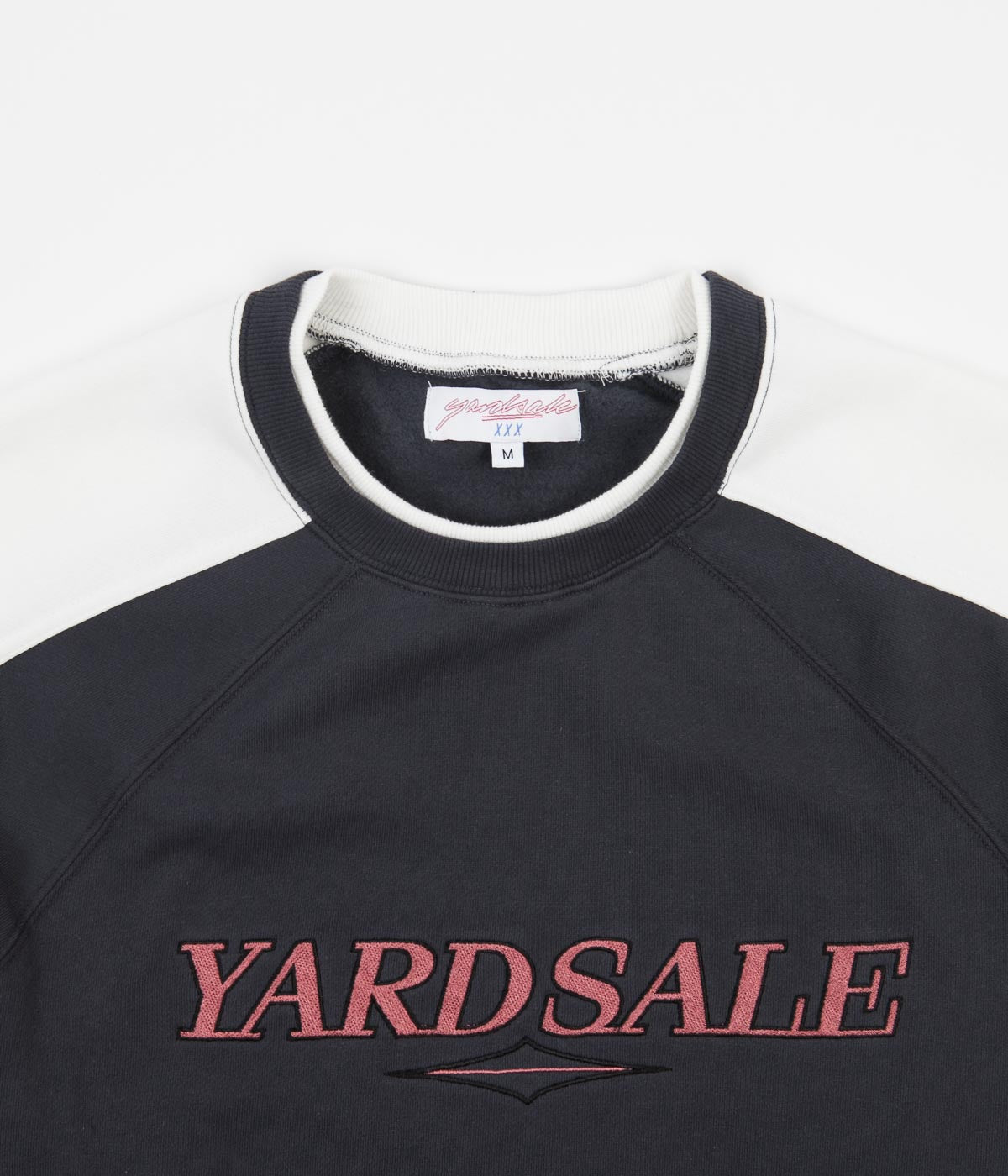 T-shirt met tekst in wit | Yardsale Club Crewneck Sweatshirt