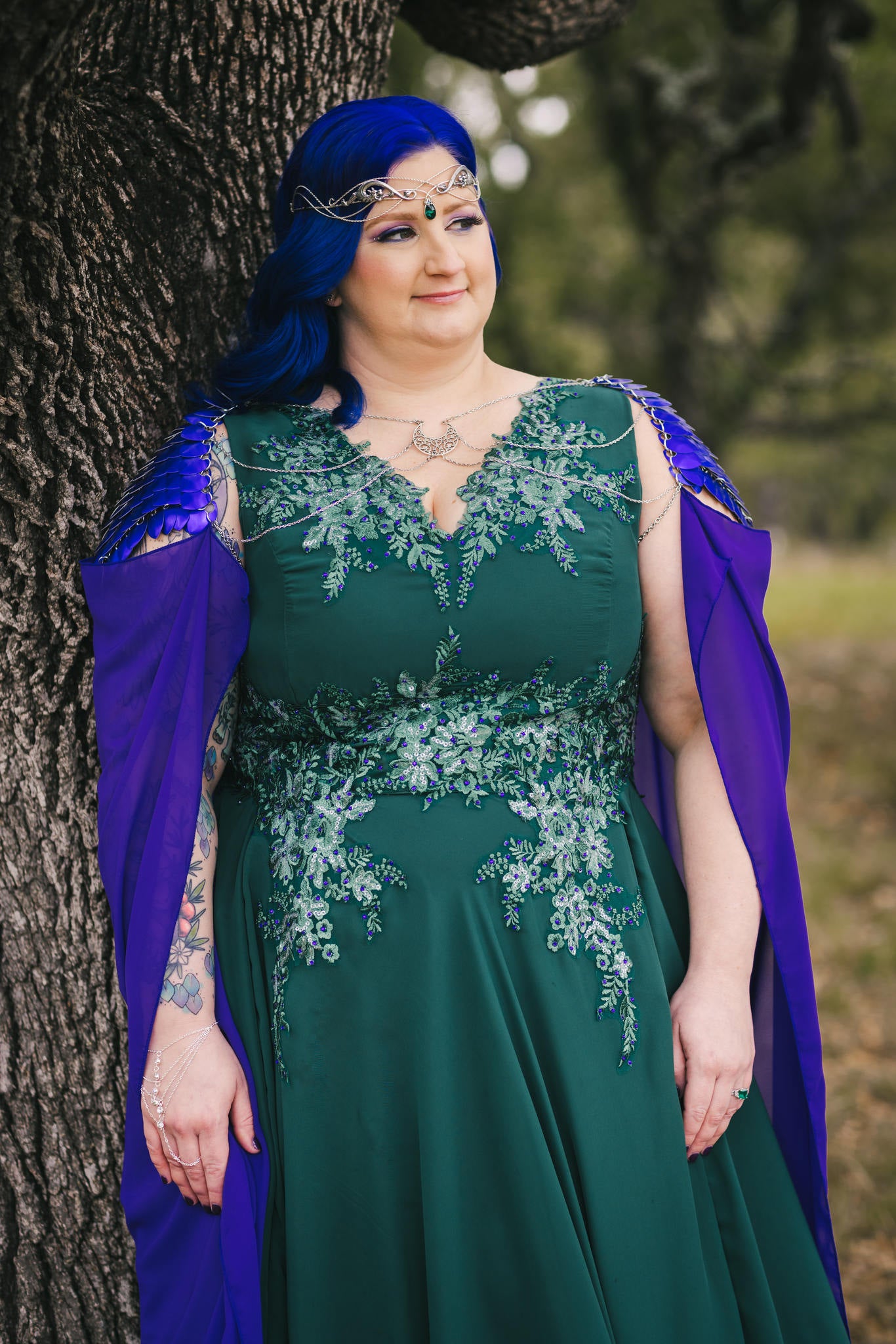 Green Chiffon Wedding Dress with Floral Lace Appliques and Purple Rhinestones
