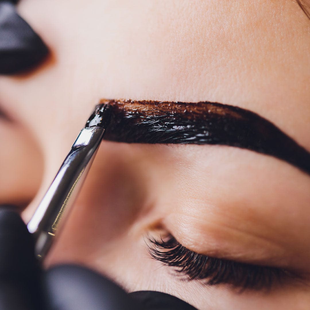 The Real Difference Between Henna Brows And Microblading