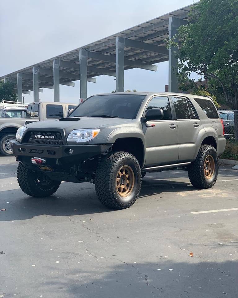 05-15 Toyota Tacoma 2