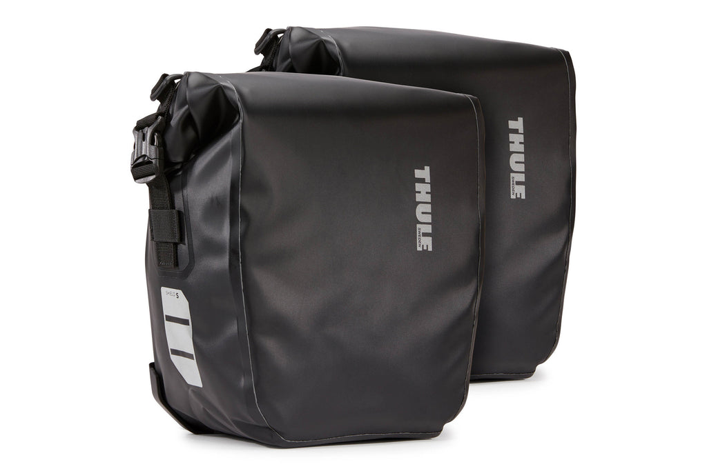 Thule Shield Pannier 17L, The Best Bike Bags 2021, The Best Bike Bags mtb, The Best Bike Bags 2021 gravel, best cycling bags 2021, best saddle bags, best frame bags cycling, thread and poke, cycling apparel,