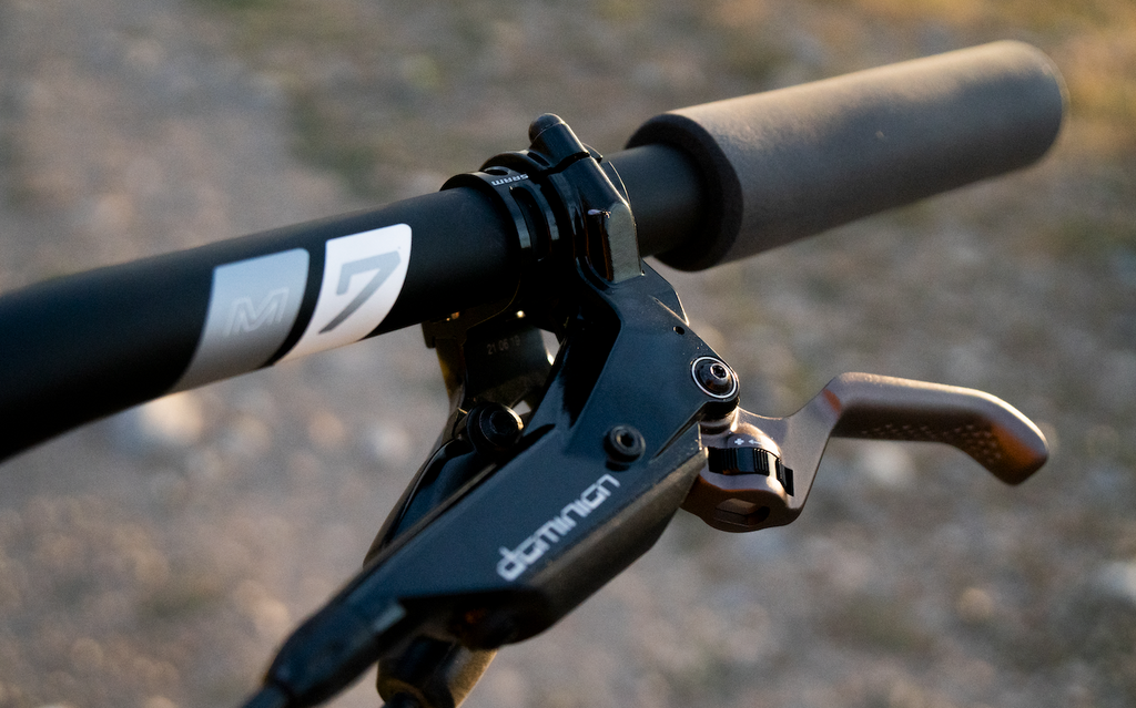 Hayes Dominion A4 Brake Review | ENVE M7 Carbon Mountain Bike Bars | Thread+Spoke