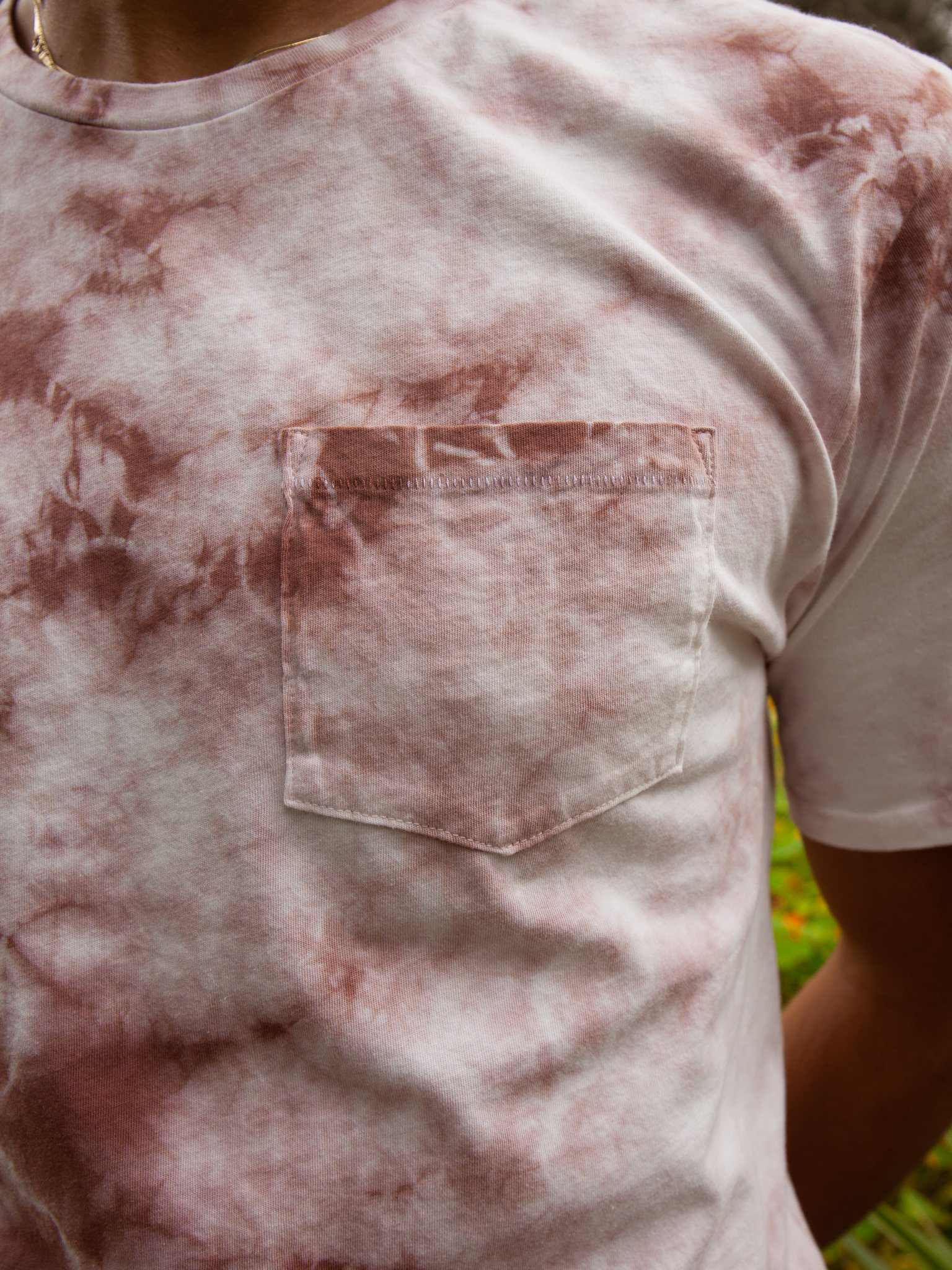 Tie-Dye Pocket Tee in Crimson