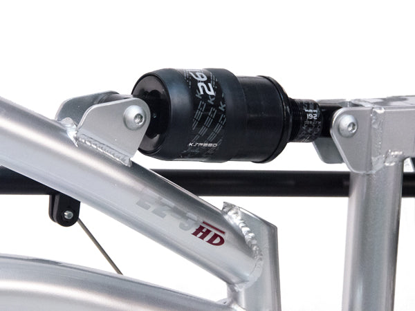 A mid-frame coil-over suspension to soak up the bumps.