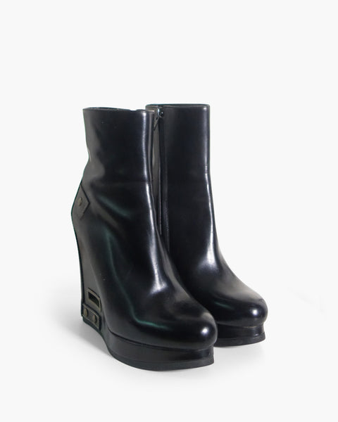 FW2011 Runway Ski Leather Ankle Boots 