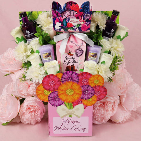 Le bouquet Whitley Neill Gin, Yankee Candle et Monty Bojangles pour la fête des mères