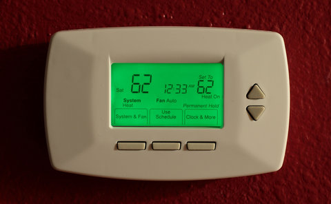 programmable thermostat can lower electric bill from air conditioner