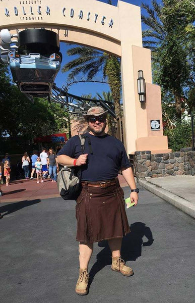 Rider of roller coasters, wrangler of kits, wearer of kilts