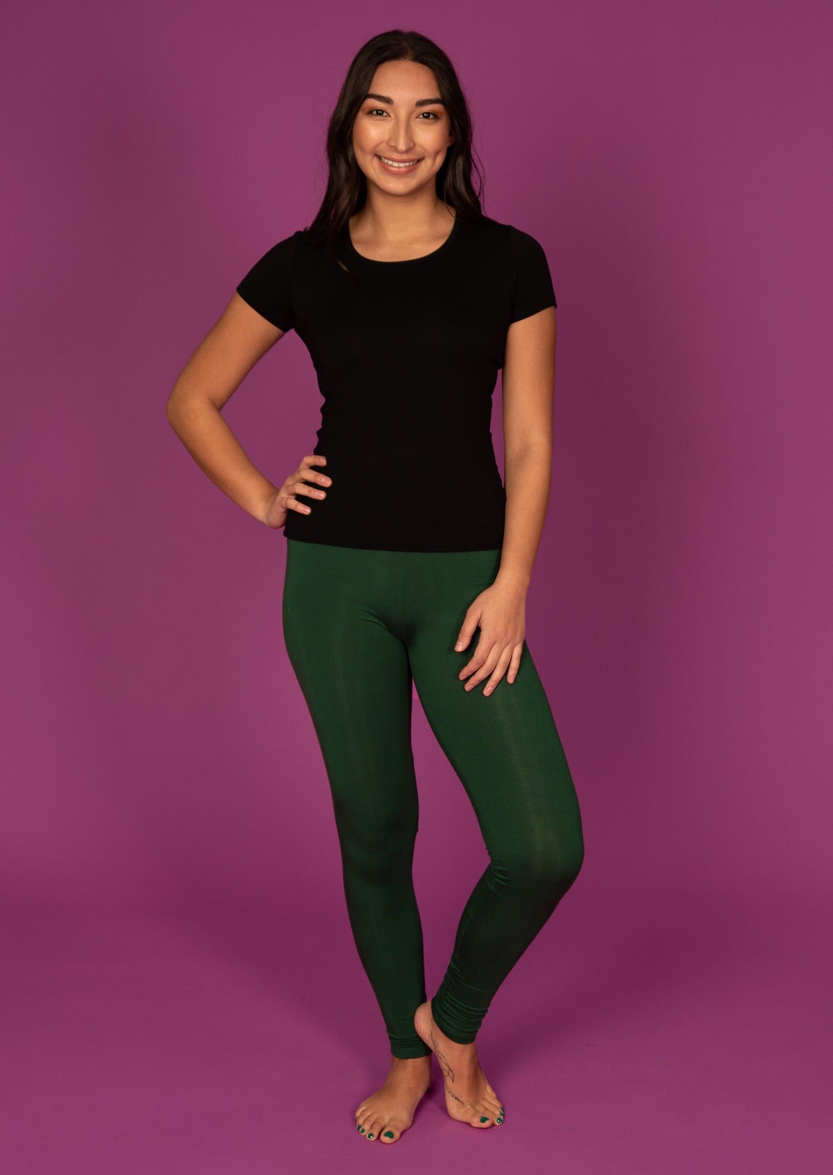 Women's Soft Stretched Leggings.