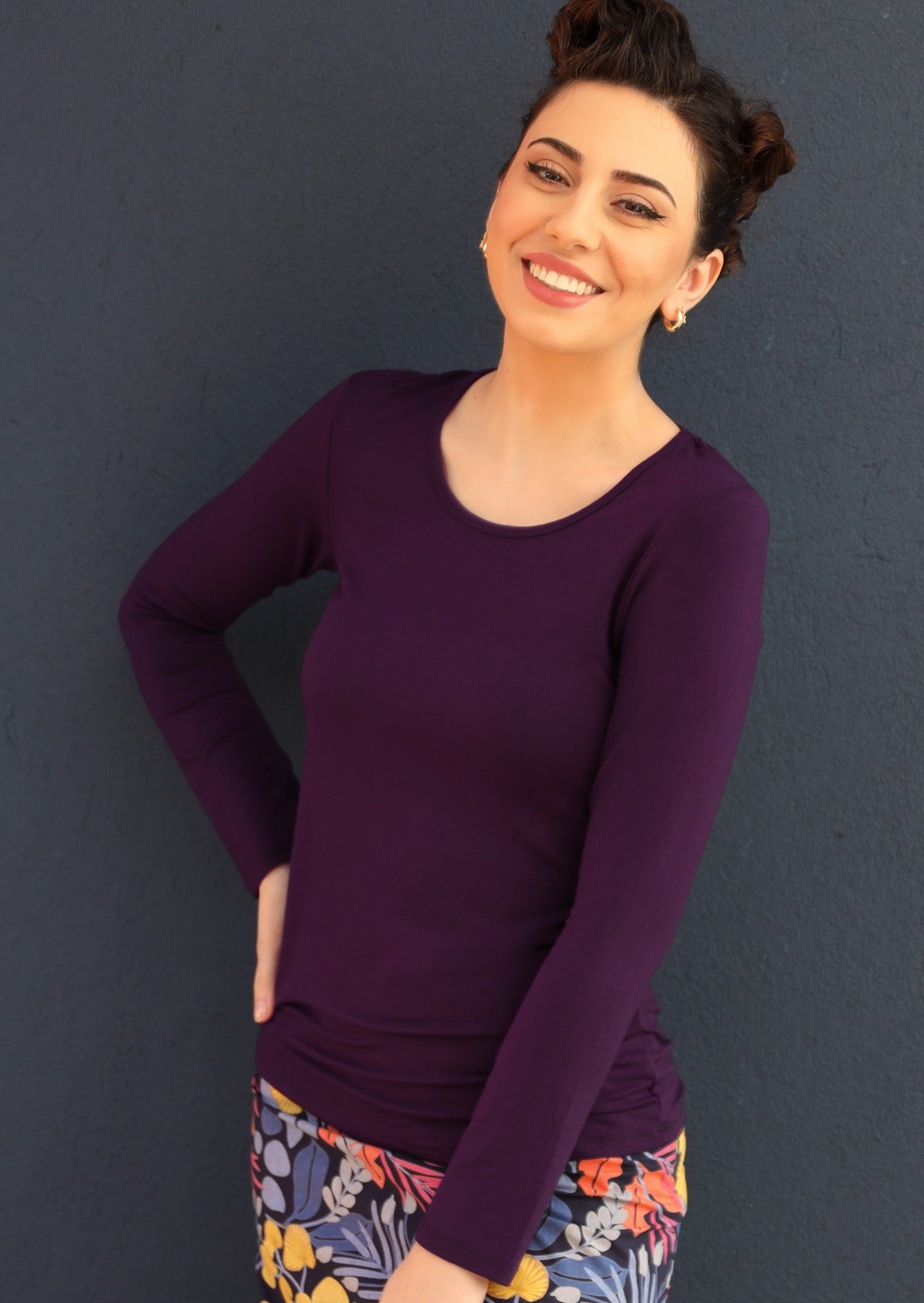 Everyday Seamless V Neck Long Sleeve Top - Purple