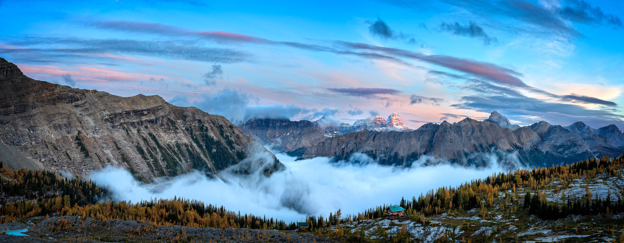 Panorama shot of mountains and Talus Lodge