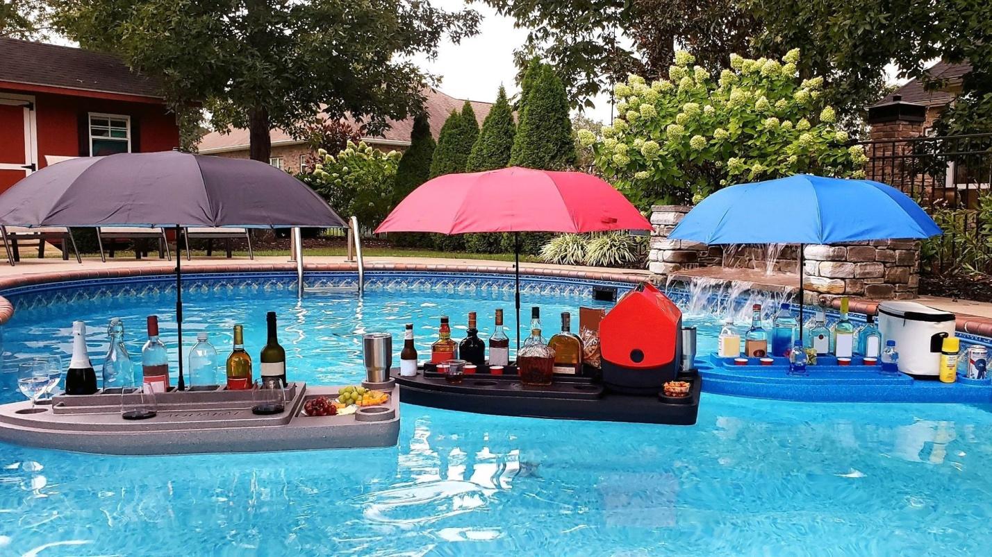 floating pool bar