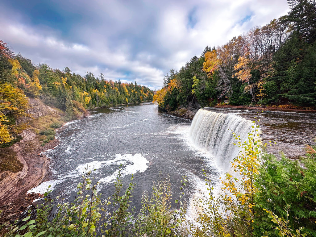 tahquamenon falls