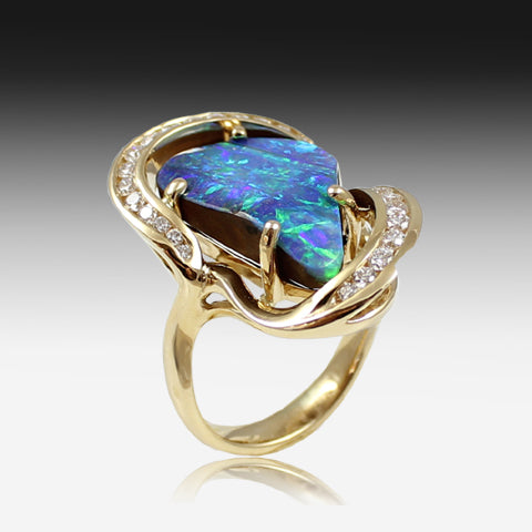 Opal Gold ring