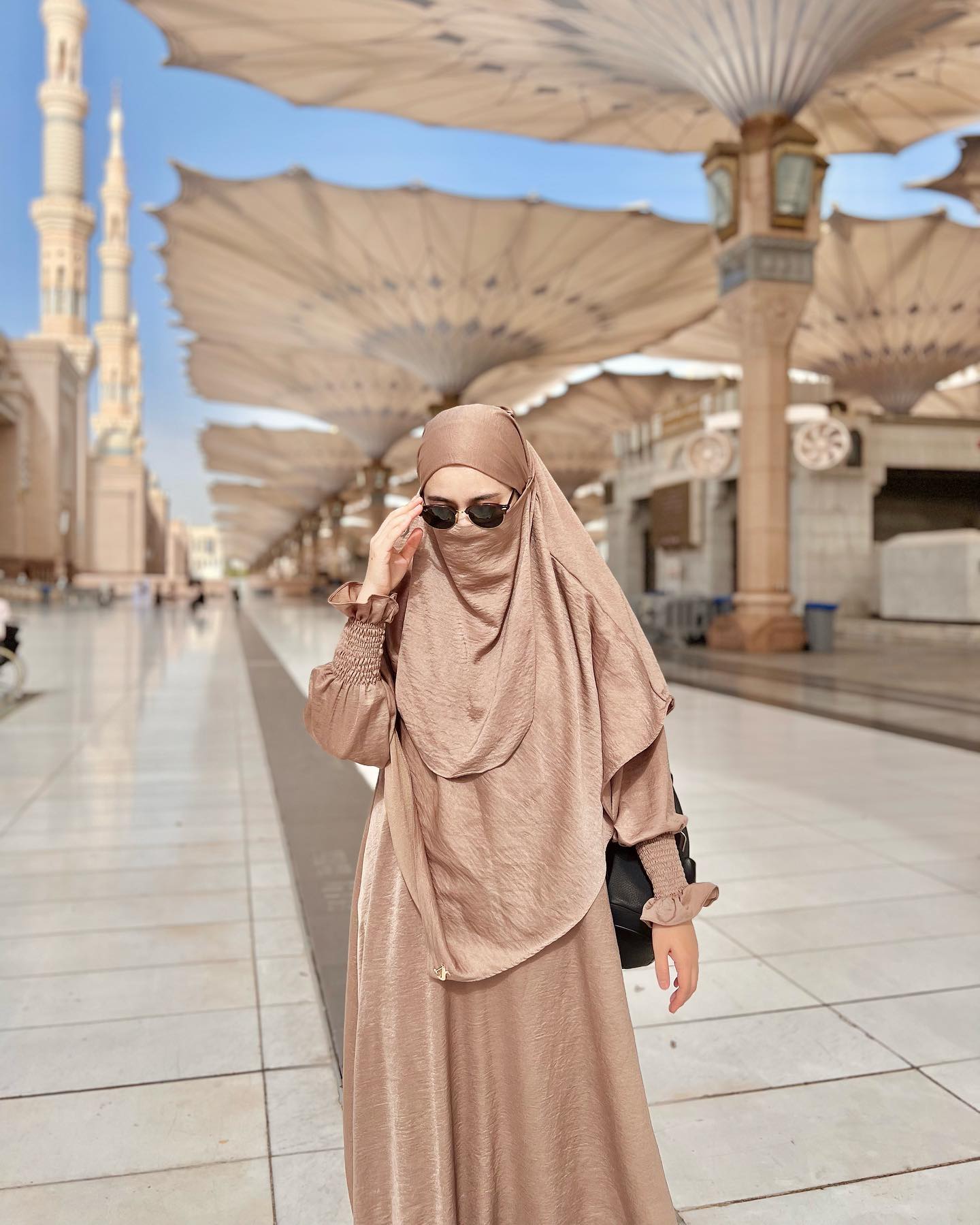 Malaeka Satin Set - Perfect For Your Umrah Wear