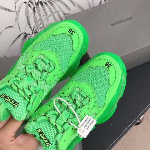 balenciaga triple s lime