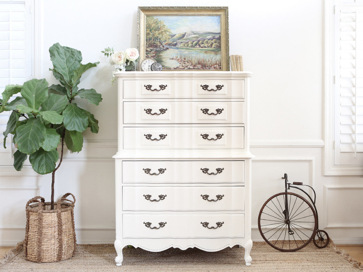 Thomasville Shabby Chic French Provincial Vintage Highboy Tall