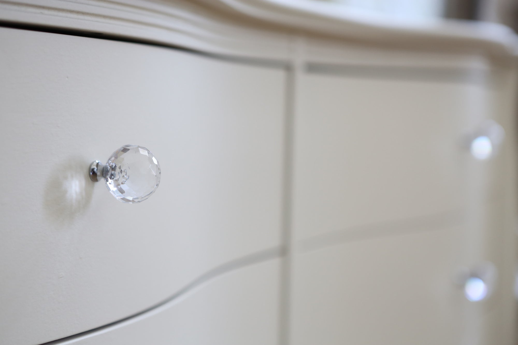 Shabby Chic Crystal Knobs Dresser Buffet Cabinet Credenza