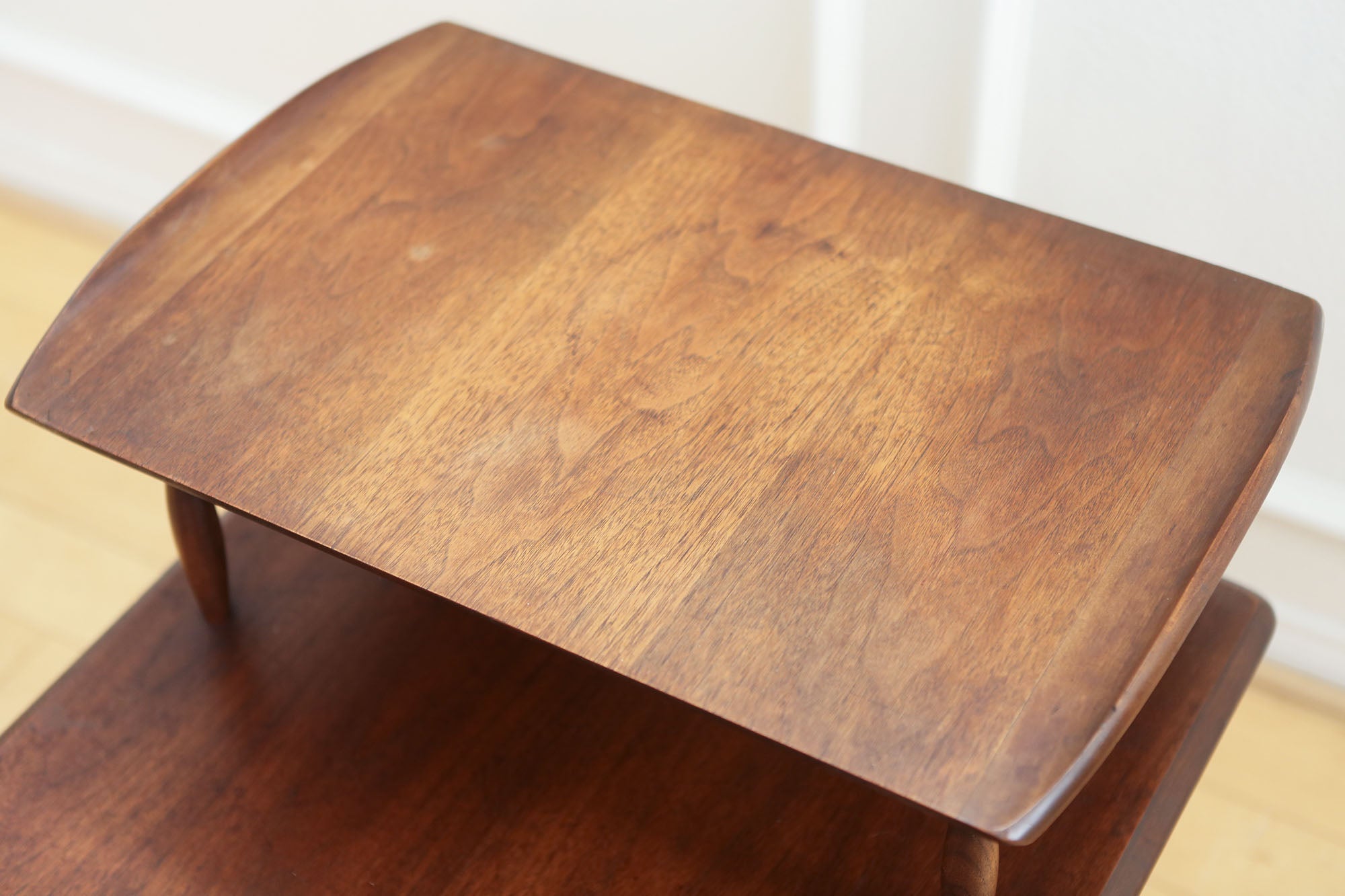 Basset Mid Century Modern Walnut Side Table No 641 - ShopGoldenPineapple