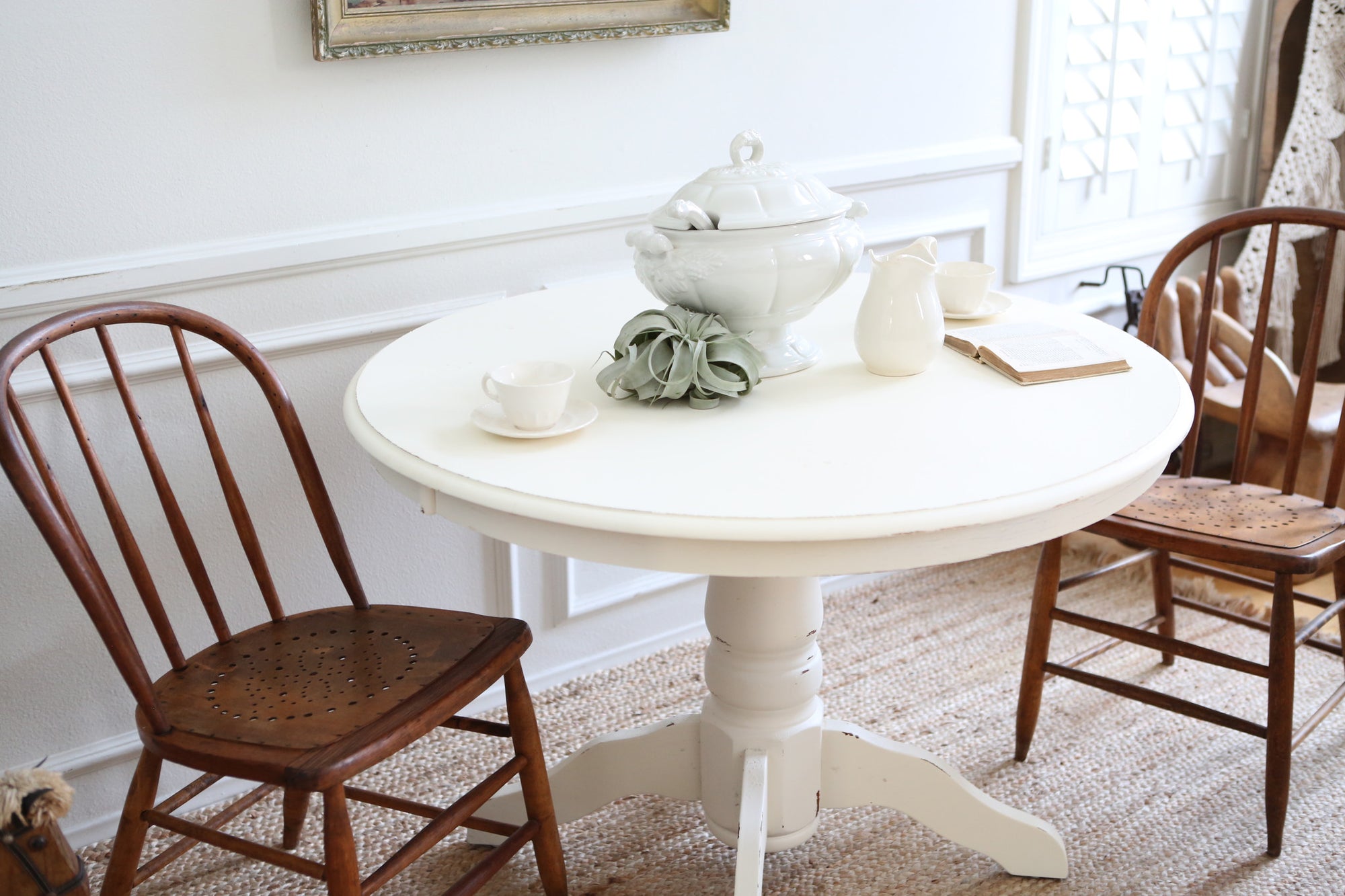 shabby chic small round kitchen table