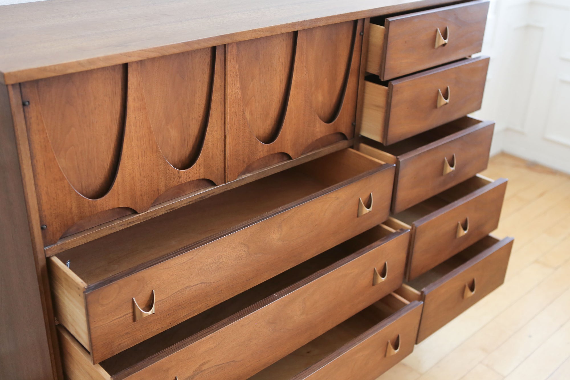 Broyhill Brasilia Magna Sculpted Walnut Dresser Chest