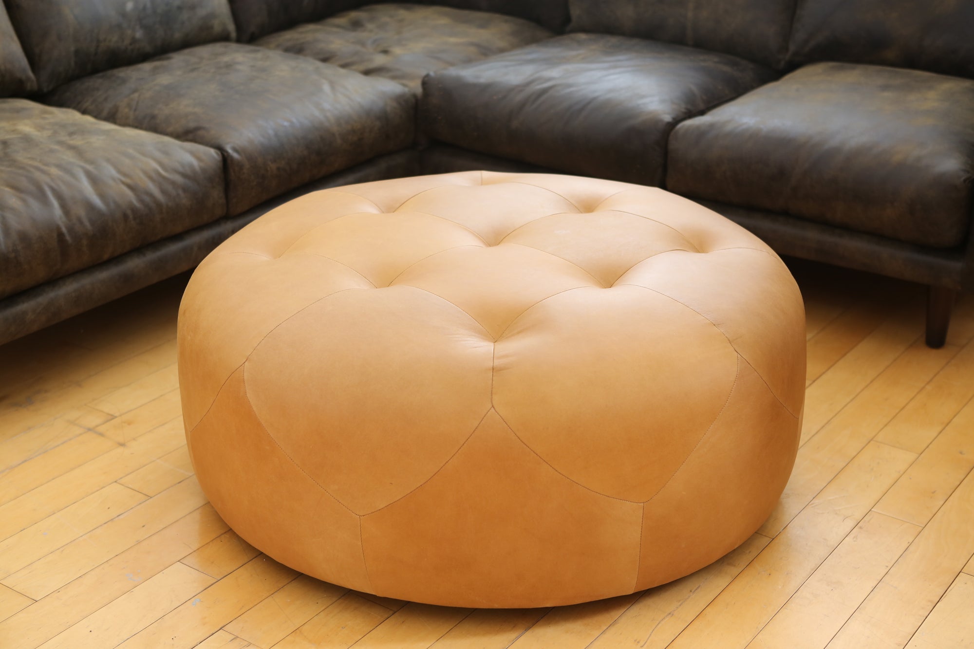 Genuine Round Leather Ottoman Coffee Table No 654 Shopgoldenpineapple