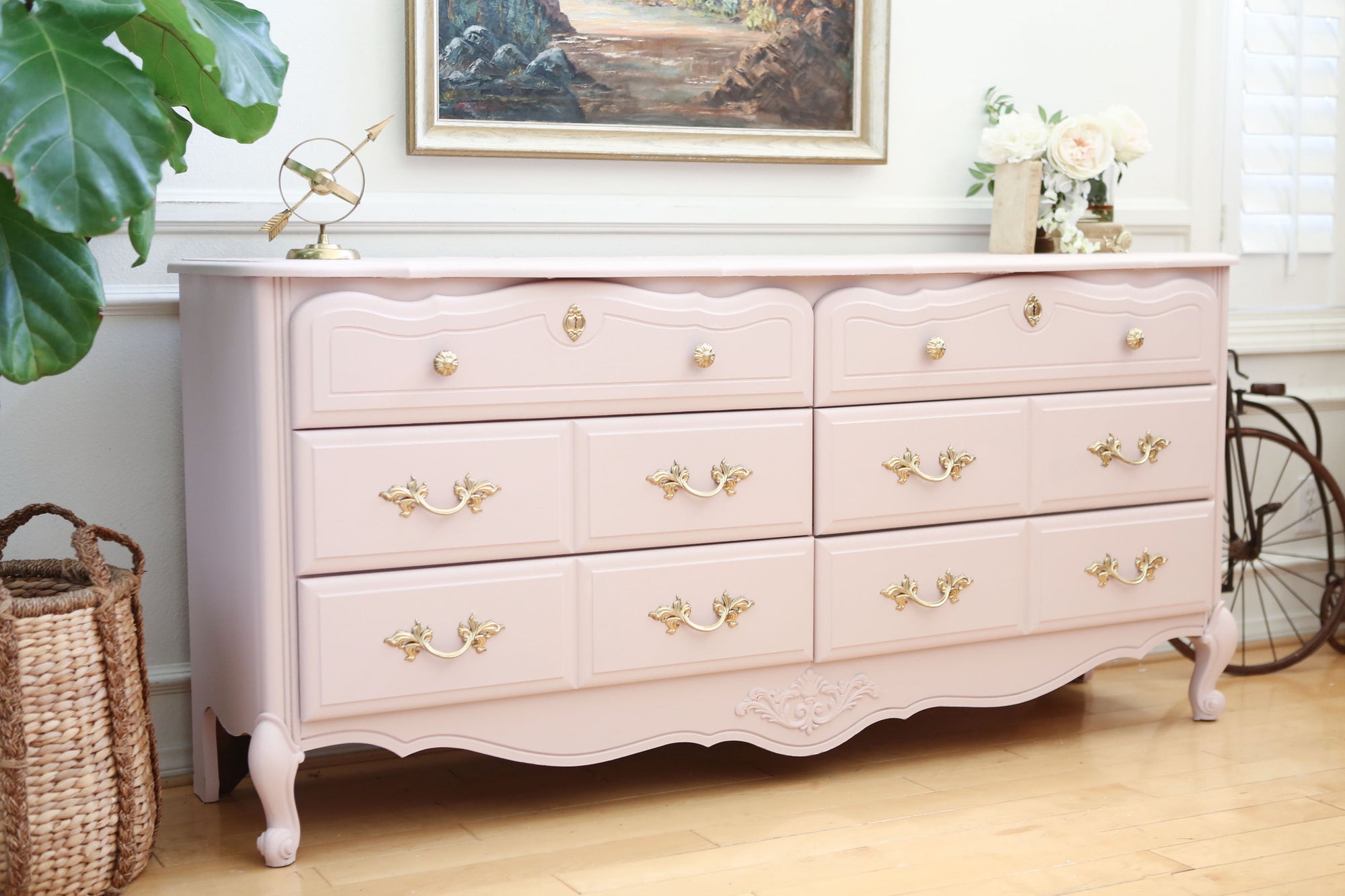 Vintage Shabby Chic Dresser Credenza With 6 Drawers In Baby Pink