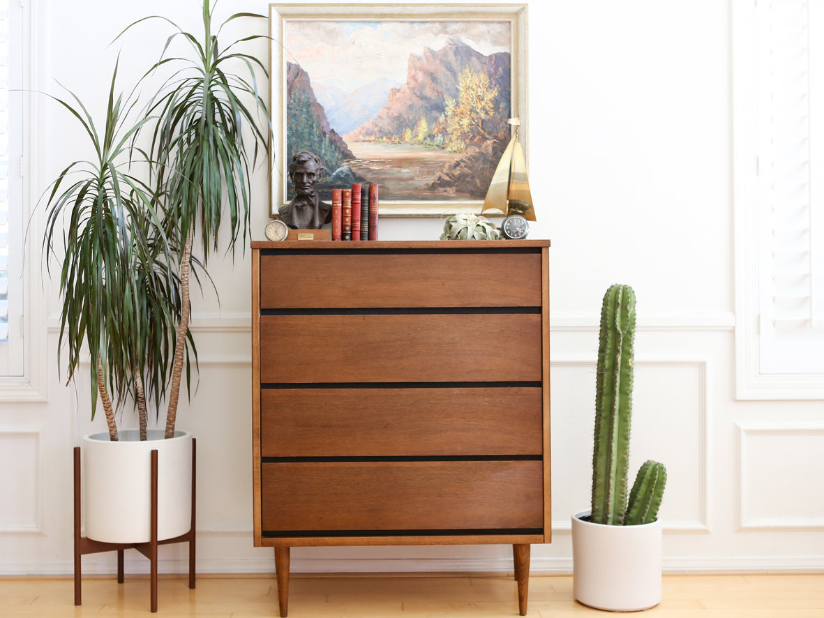 Vintage Bassett Mid Century Modern Highboy Dresser No 634