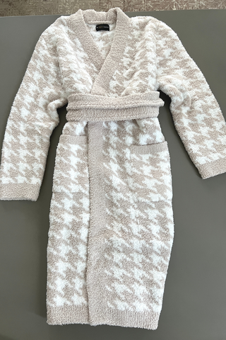 Checkered Buttery Robe S/M / Light Grey and White with White Border