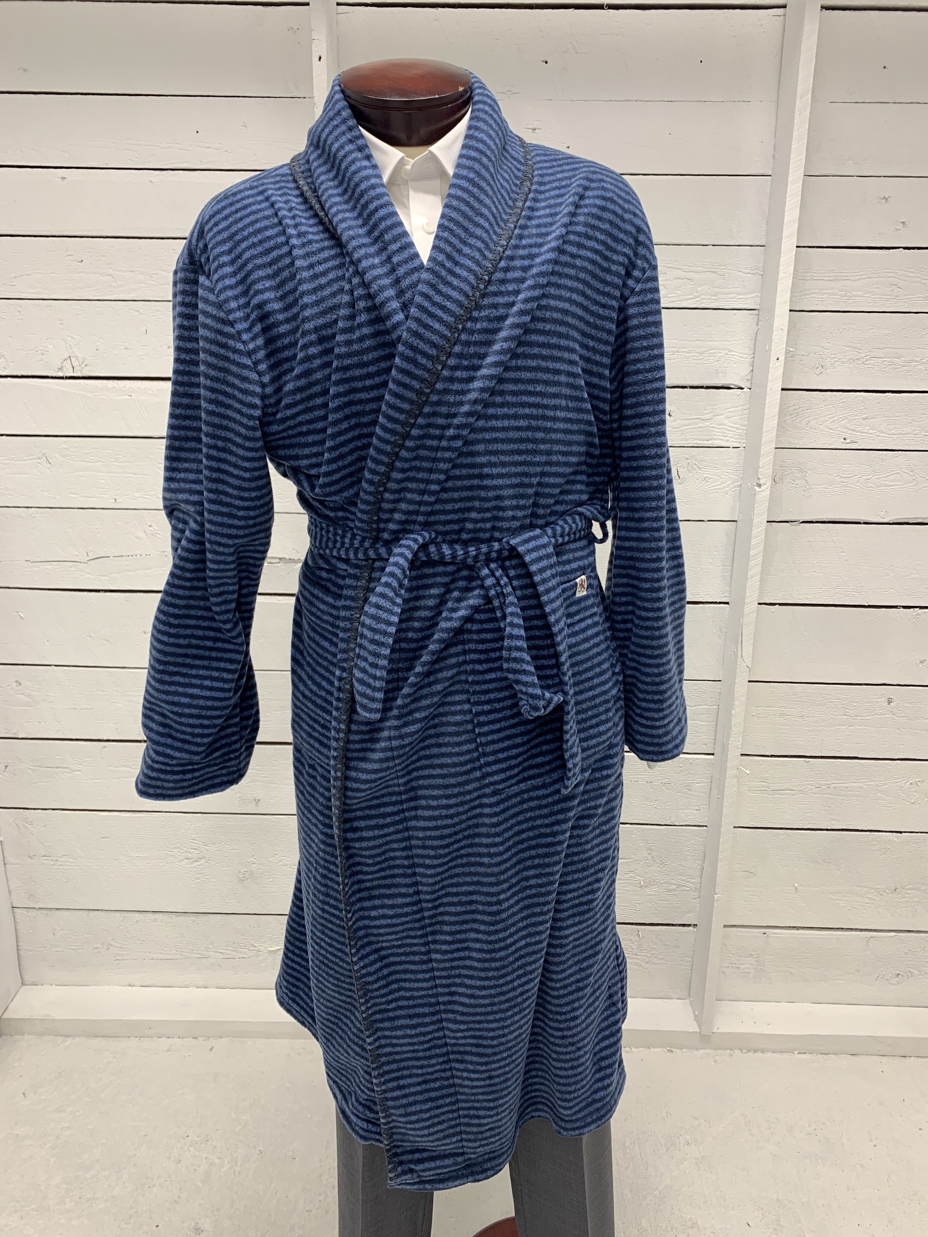 Majestic international Push Fleece Shawl Robe Blue Ribbon Stripe 52084110 400