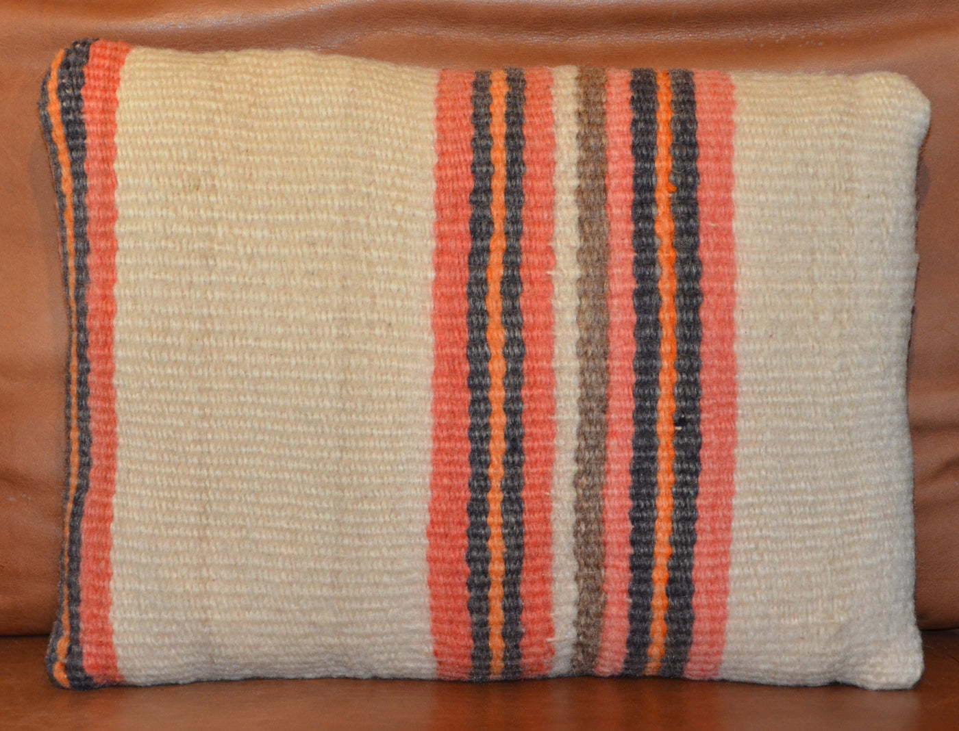 Navajo Pillow : Transitional : P 104