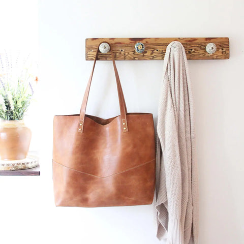 travelers_tote_leather_bag