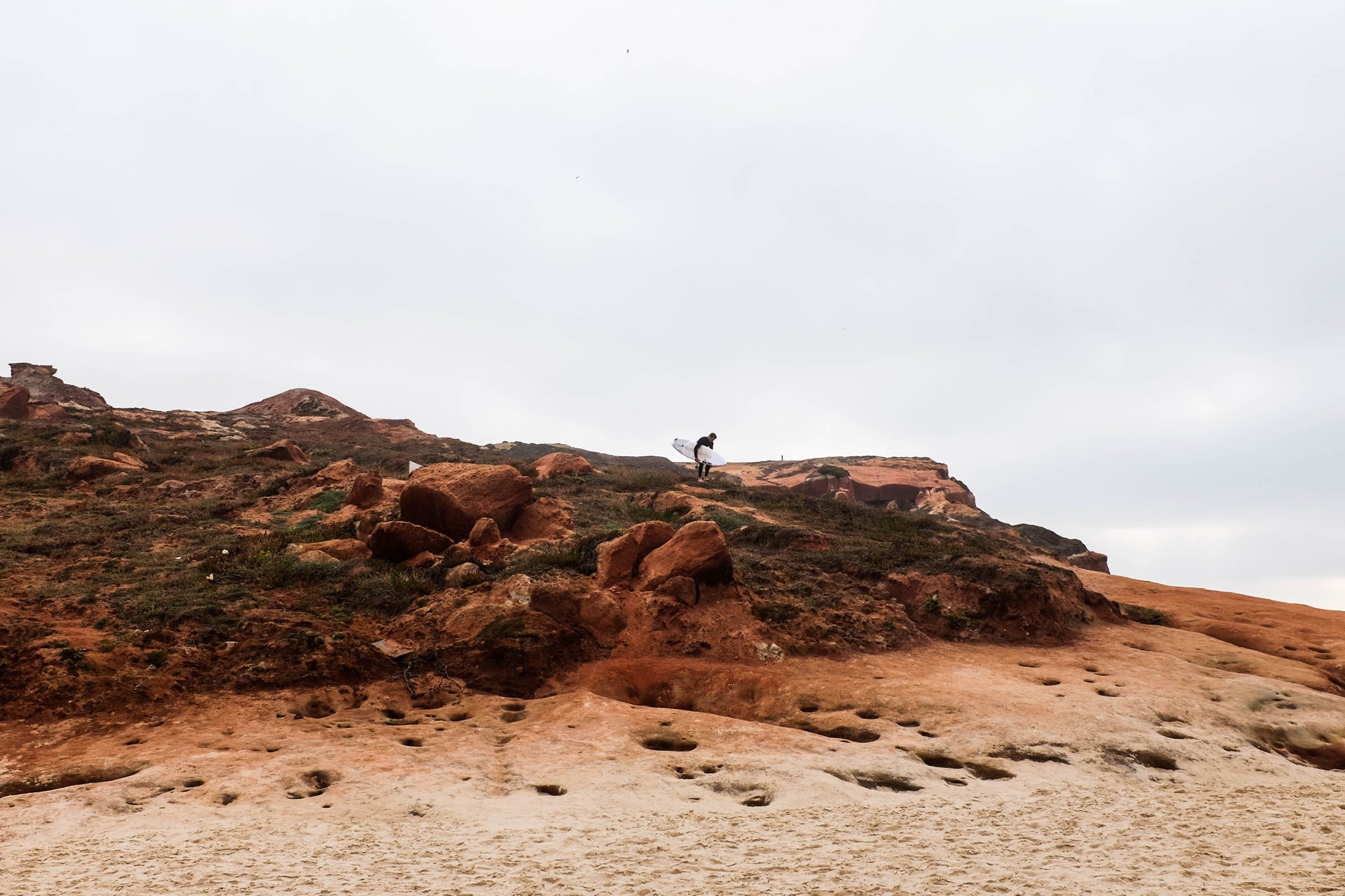 Surfer au Portugal